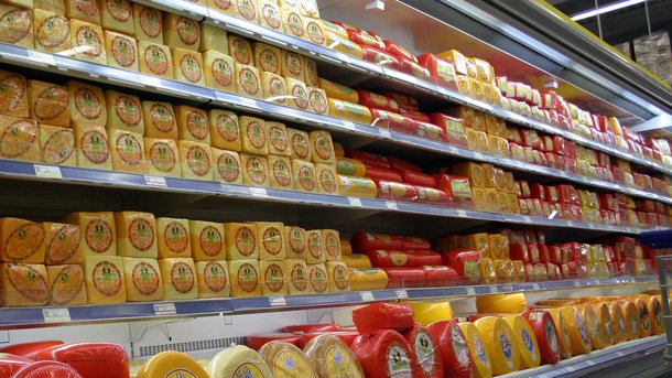 Українці стали споживати більше імпортного сиру – аналітики компанії Pro-Consulting. СЕГОДНЯ